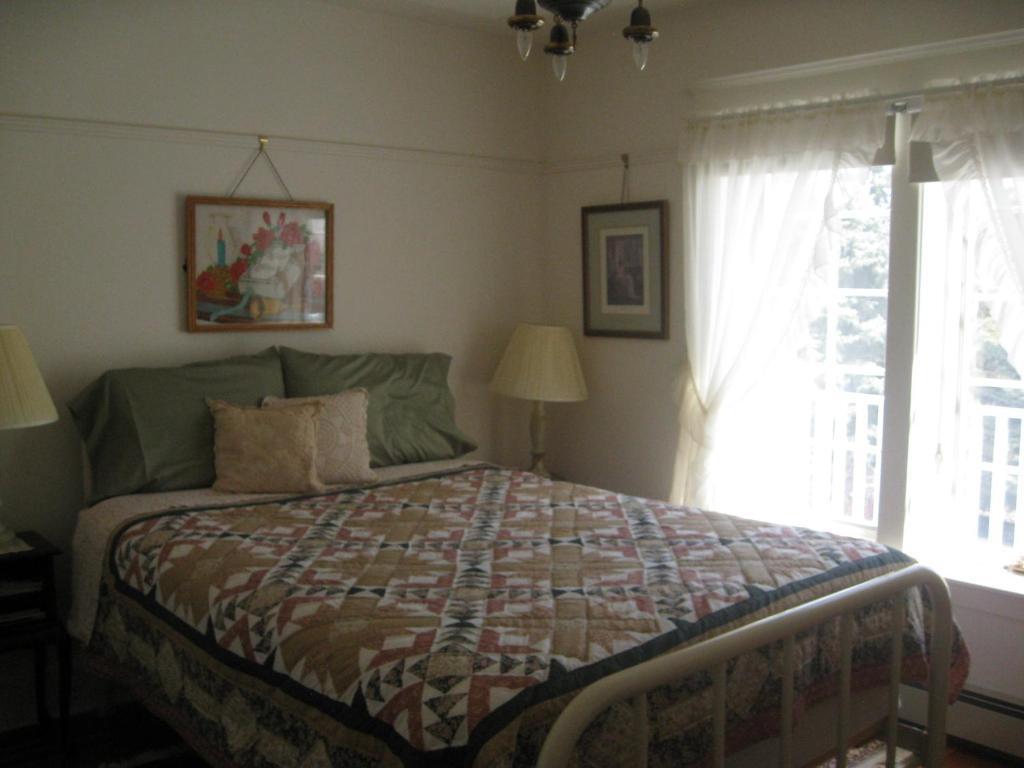 Sproule Heritage Bed & Breakfast Strathmore Exteriör bild